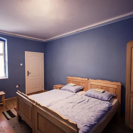 Ethno&coffee House Tulip Bed & Breakfast 3*